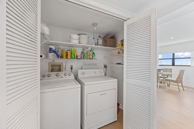 Building Photo - 2101 S Atlantic Ave