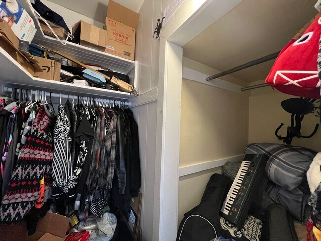 Building Photo - 21 Chandler St