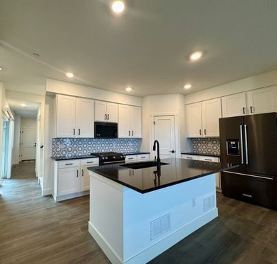Building Photo - Beautiful New Build for Rent in Broomfield, CO