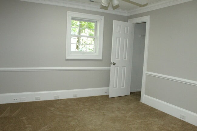 Building Photo - Northeast Columbia Spring Valley Rental