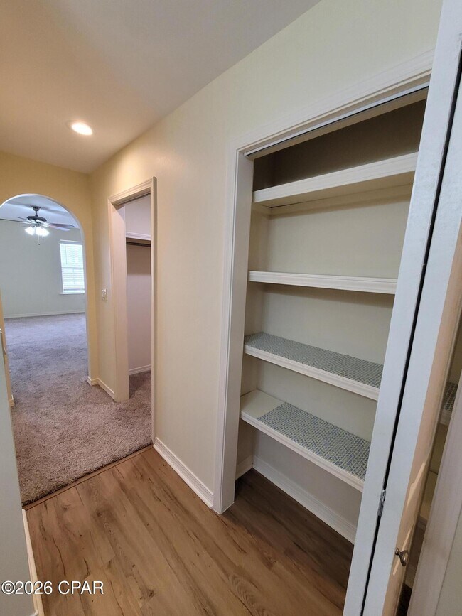 Building Photo - 3225 E Azalea Ave