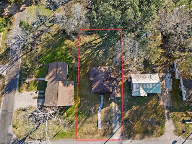 Building Photo - 506 Trinity St