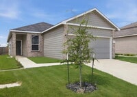 Building Photo - Modern Single-Story Home with Granite Kitchen and Community Pool Access