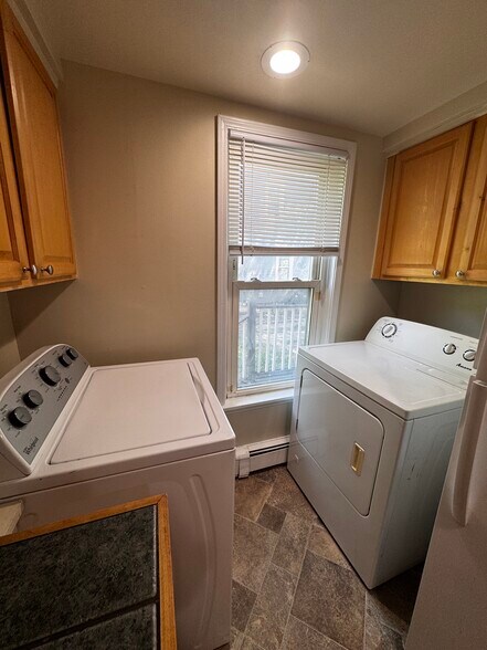 Building Photo - 410 Washtenaw Ave