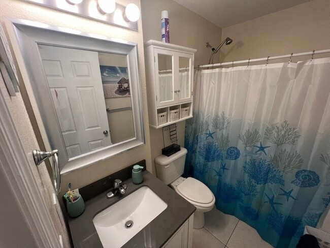 Building Photo - 102 Lukesdale Cove