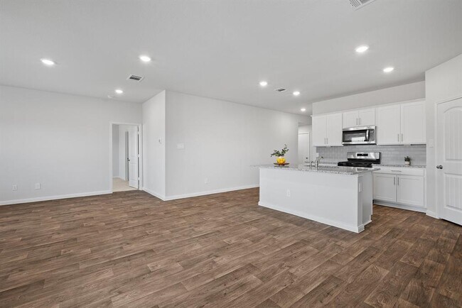 Building Photo - 336 Callado Cir