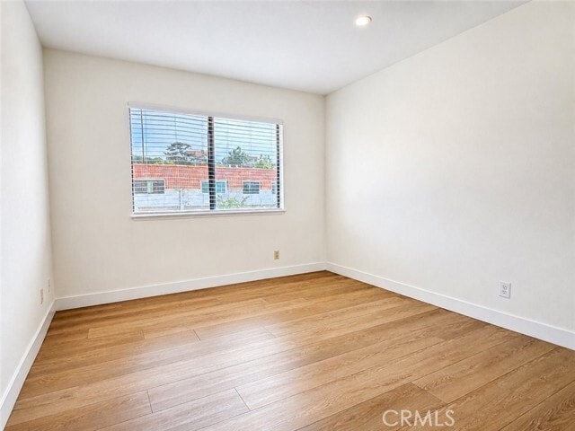Building Photo - 27943 Ridgebrook Ct