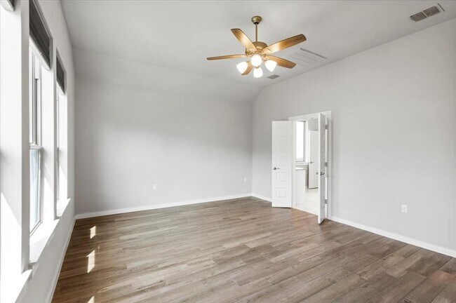 Building Photo - 8109 Gilwice Ln