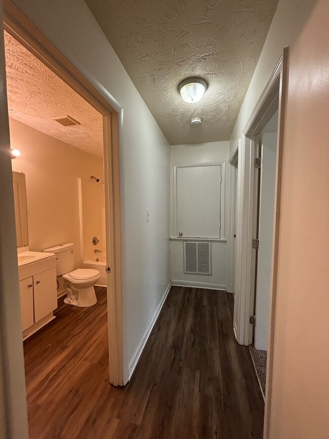Building Photo - 6376 Applecross Ave