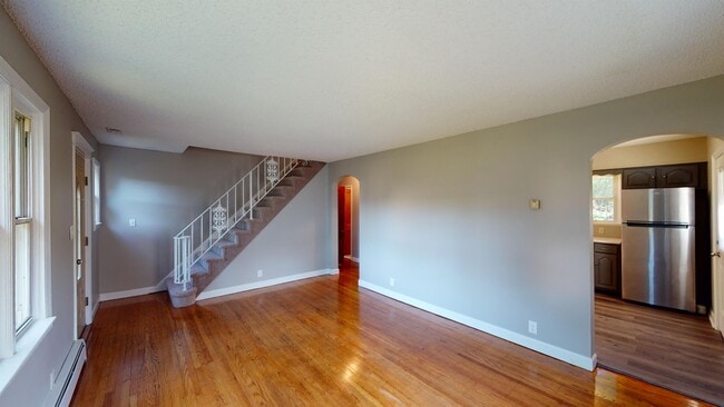 Building Photo - 505 Brooke Ave