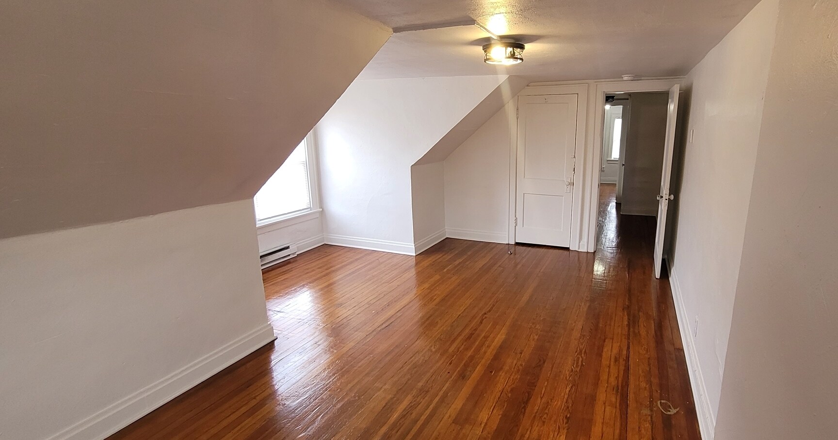 3rd level Living Room - 2212 Indianola Ave