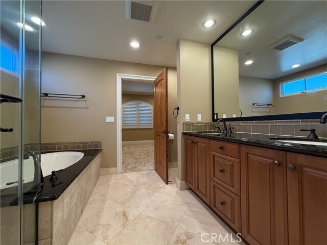 Building Photo - 1623 Artesia Blvd