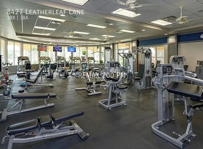 Building Photo - 8427 Leatherleaf Ln