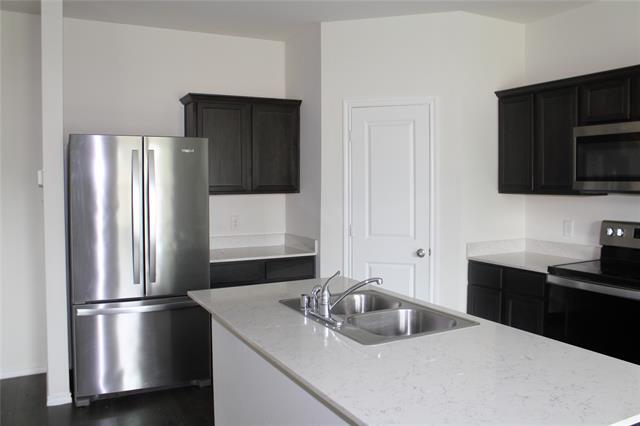 Building Photo - 3012 Glazner Dr