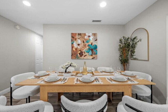 Building Photo - 7630 Andasol St