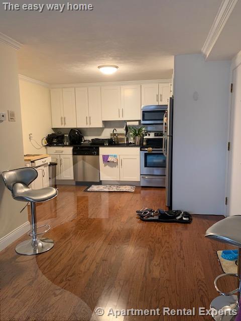 Building Photo - 6 Blair Pl