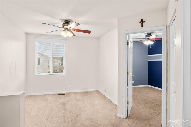 Building Photo - 737 Serendipity Dr