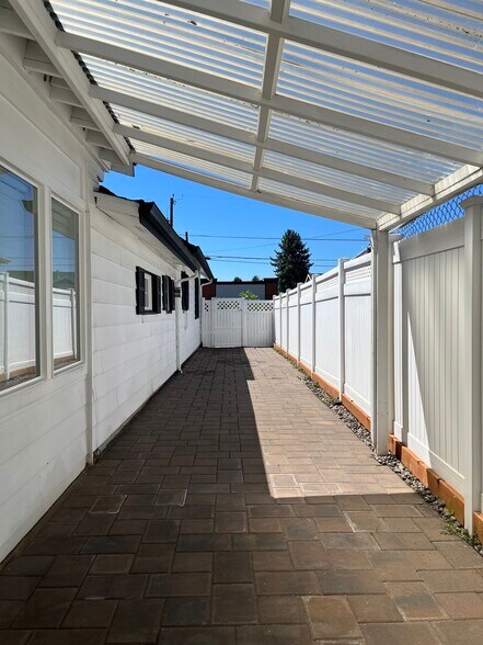 Building Photo - 10285 NW 309th Ave