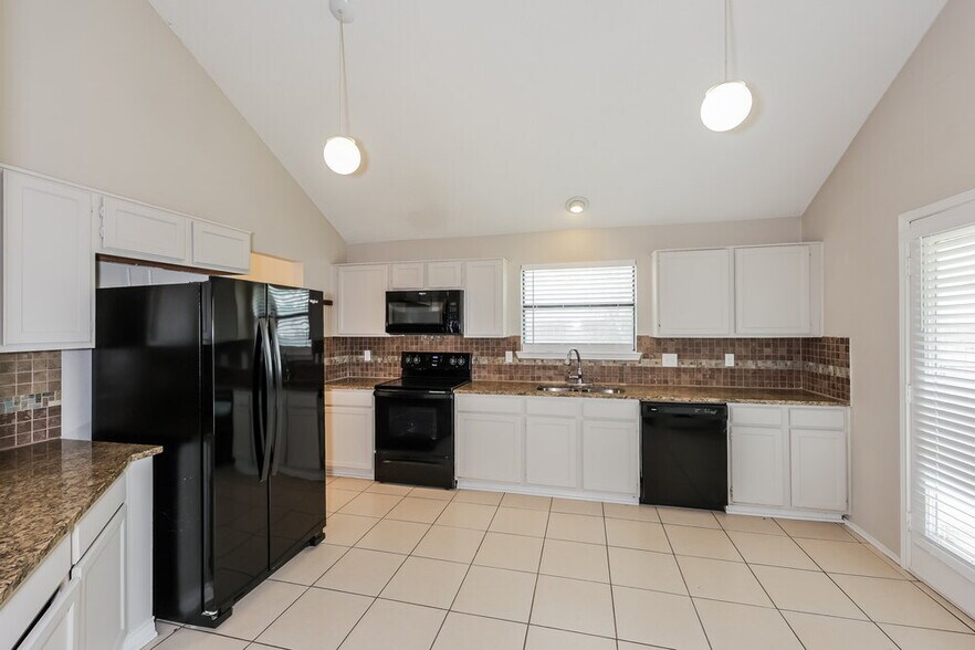 Building Photo - 6423 Woodstream Trail