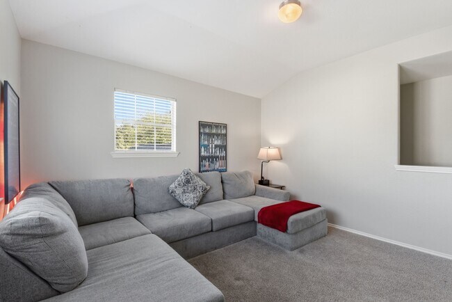 Building Photo - 9519 Maple Green Ln