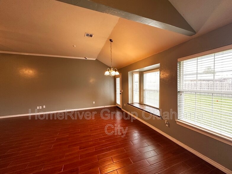 Building Photo - 11629 SW 11th St