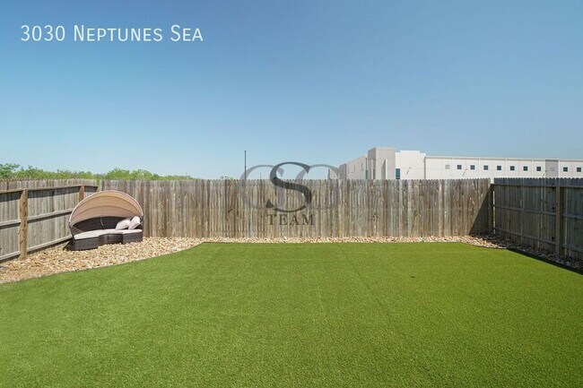 Building Photo - 3030 Neptunes Sea