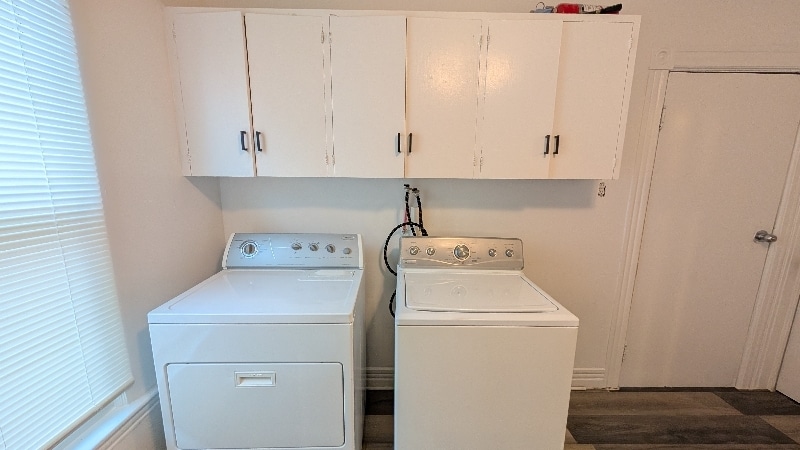 Building Photo - 710 Mulberry St