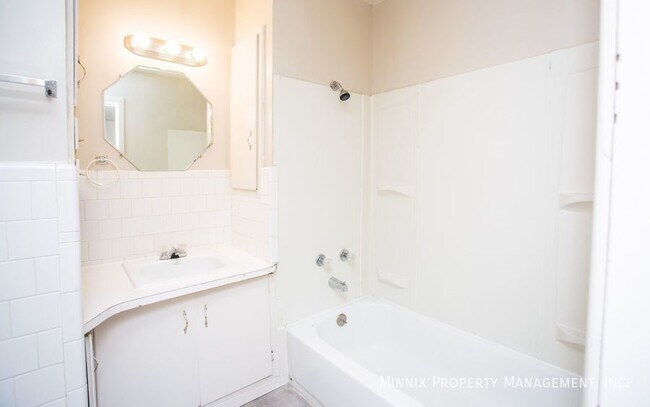 Building Photo - 3512 45th St