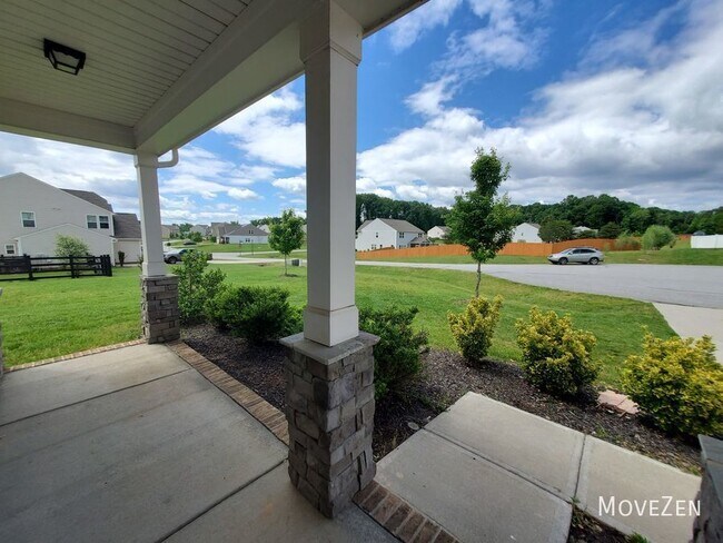 Building Photo - 116 Summerfield Ct