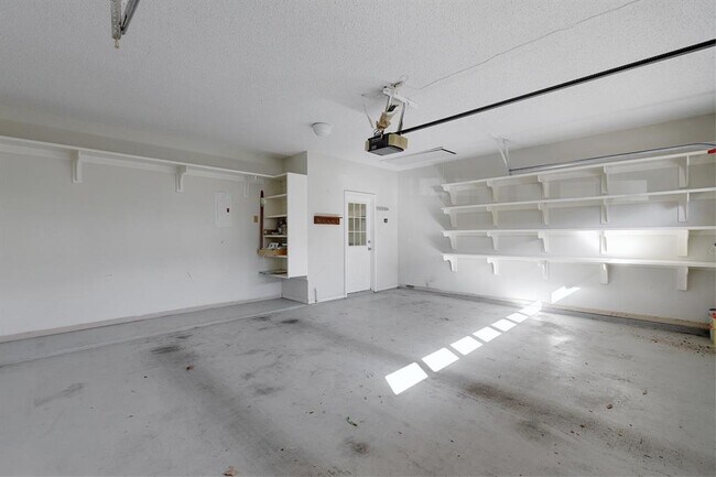 Building Photo - 8518 Fathom Cir