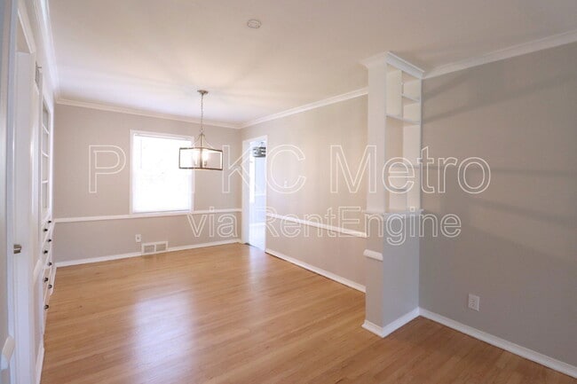 Primary Photo - 7804 Tomahawk Rd