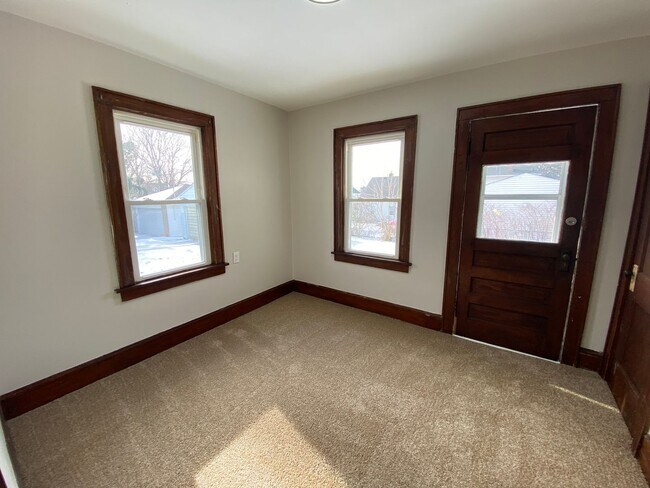 Building Photo - Rare 5-Bedroom Find!! Main-Floor Bed/Bath + Finished Attic Suite