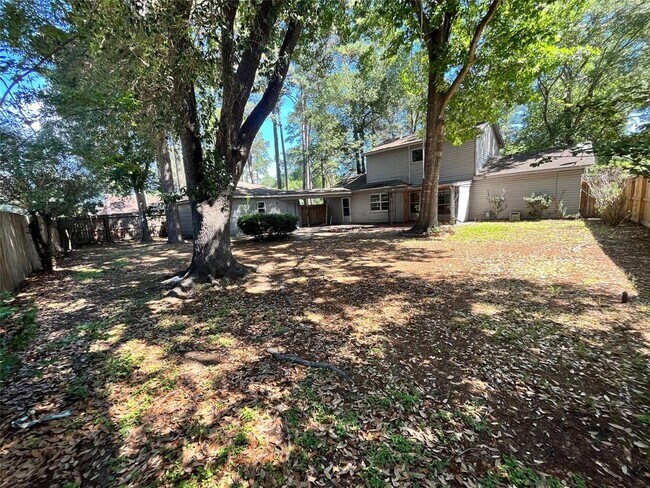 Building Photo - 15111 Gladebrook Dr