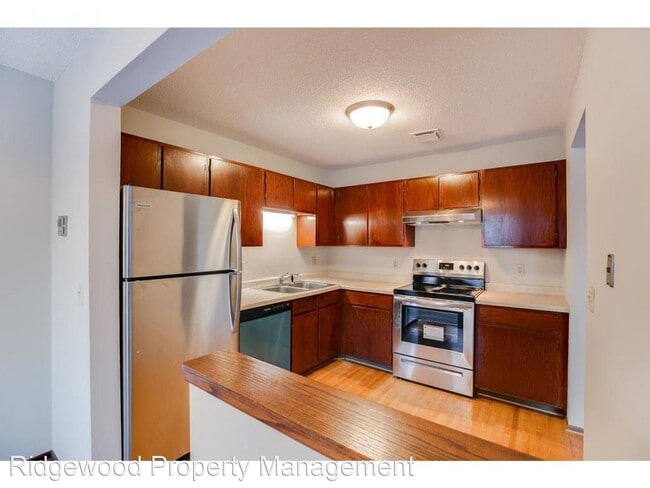 Primary Photo - 2 br, 1 bath House - 1574 Cohansey Street ...