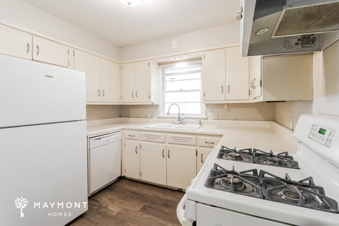 Building Photo - 3815 Idlewild Ave
