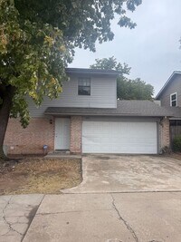 Building Photo - 1128 N Eagle Ln