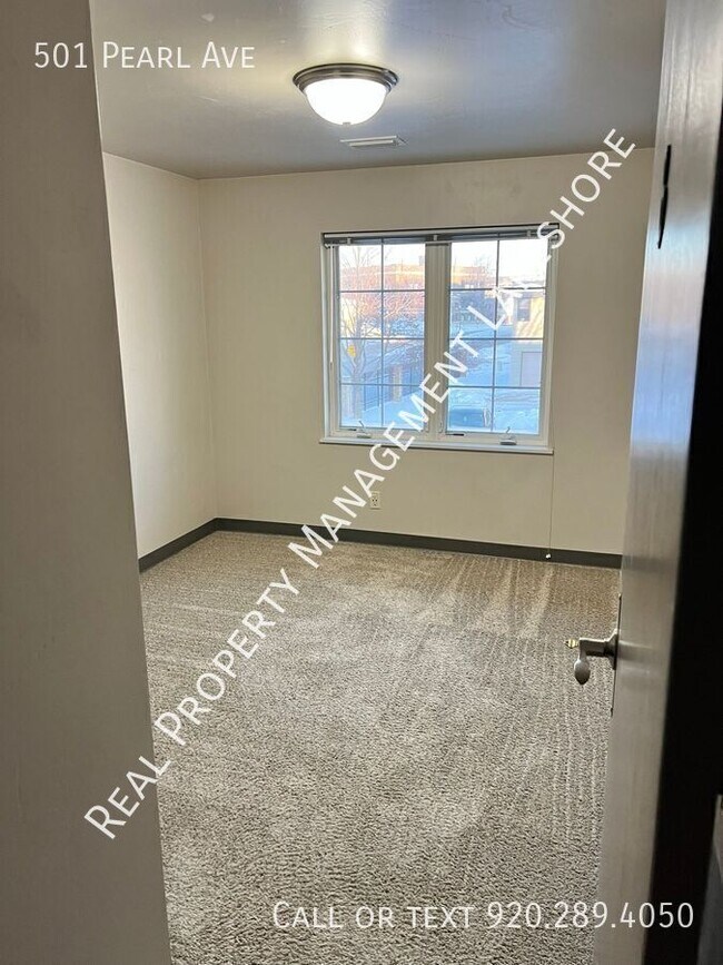 Building Photo - 501 Pearl Ave