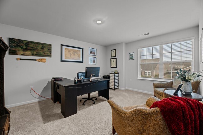 Building Photo - 301 Ginger Dr