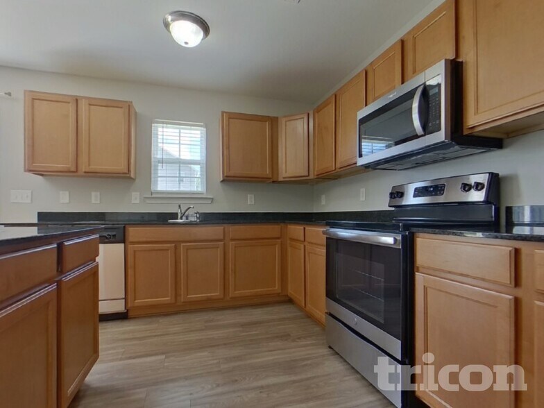 Building Photo - 543 Silver Spoon Ln