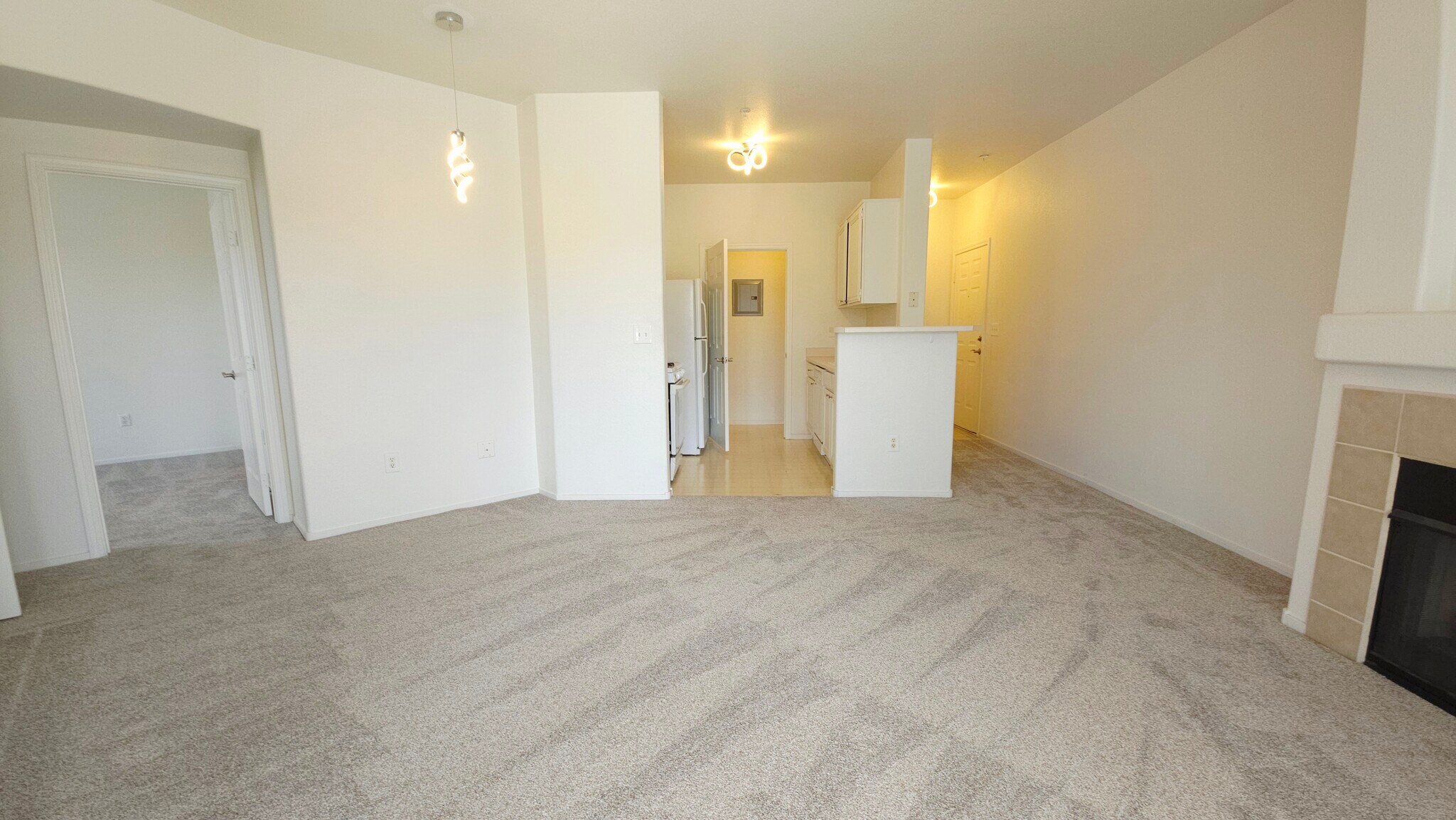 Building Photo - 7127 S Durango Dr