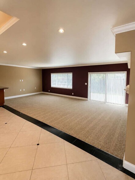 Building Photo - 668 Faraone Dr