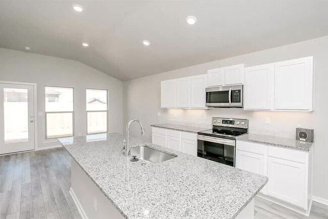 Building Photo - Cooper Schools/ Southeast Corridor/New Construction/ Half Off First Full Month's rent