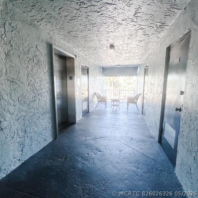 Building Photo - 9200 Lime Bay Blvd
