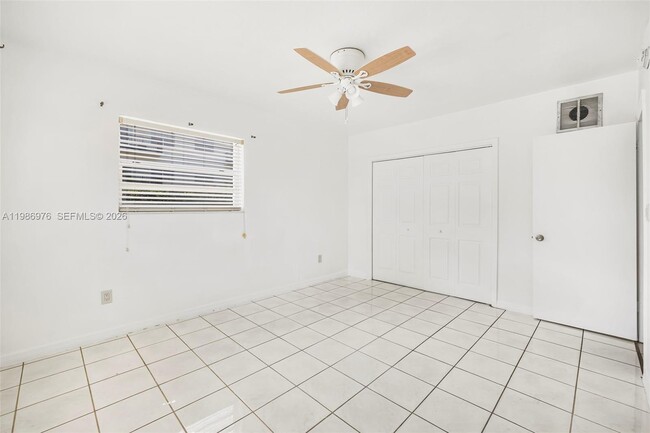 Building Photo - 5730 NW 38th St