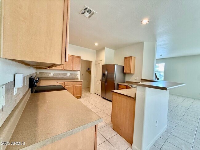 Building Photo - 1520 N 80th Dr