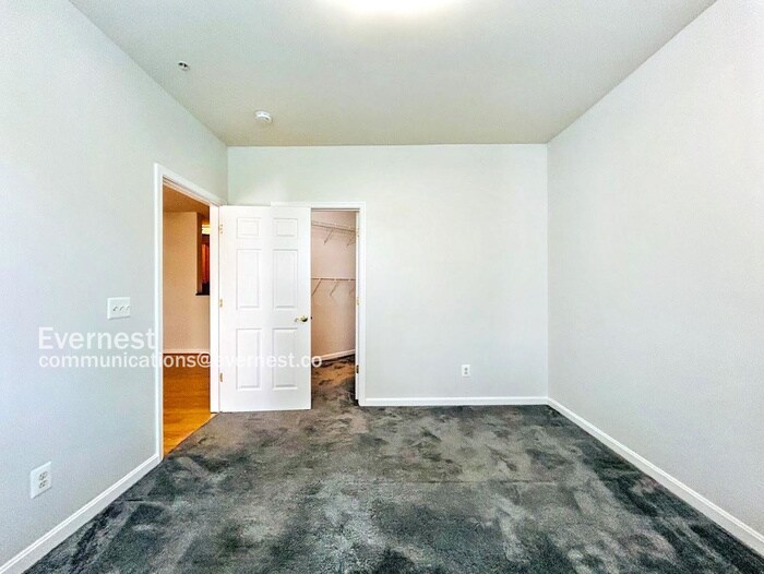 Building Photo - 21197 McFadden Square