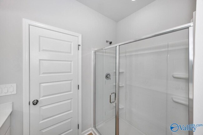 Building Photo - 147 Wolfe Ln