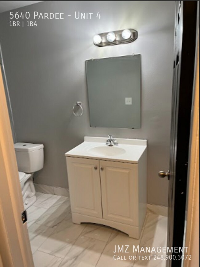 Building Photo - 5640 Pardee-Unit 4