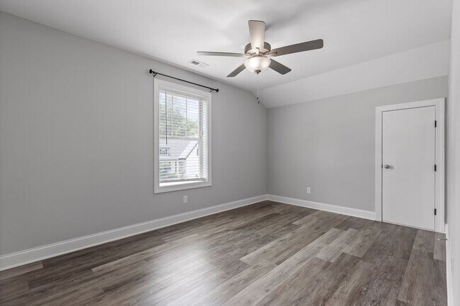 Building Photo - 9614 Mulberry Gap Way