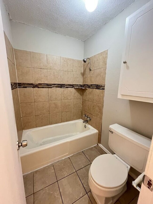 Building Photo - 1 Bed 1 Bath Apt NW OKC